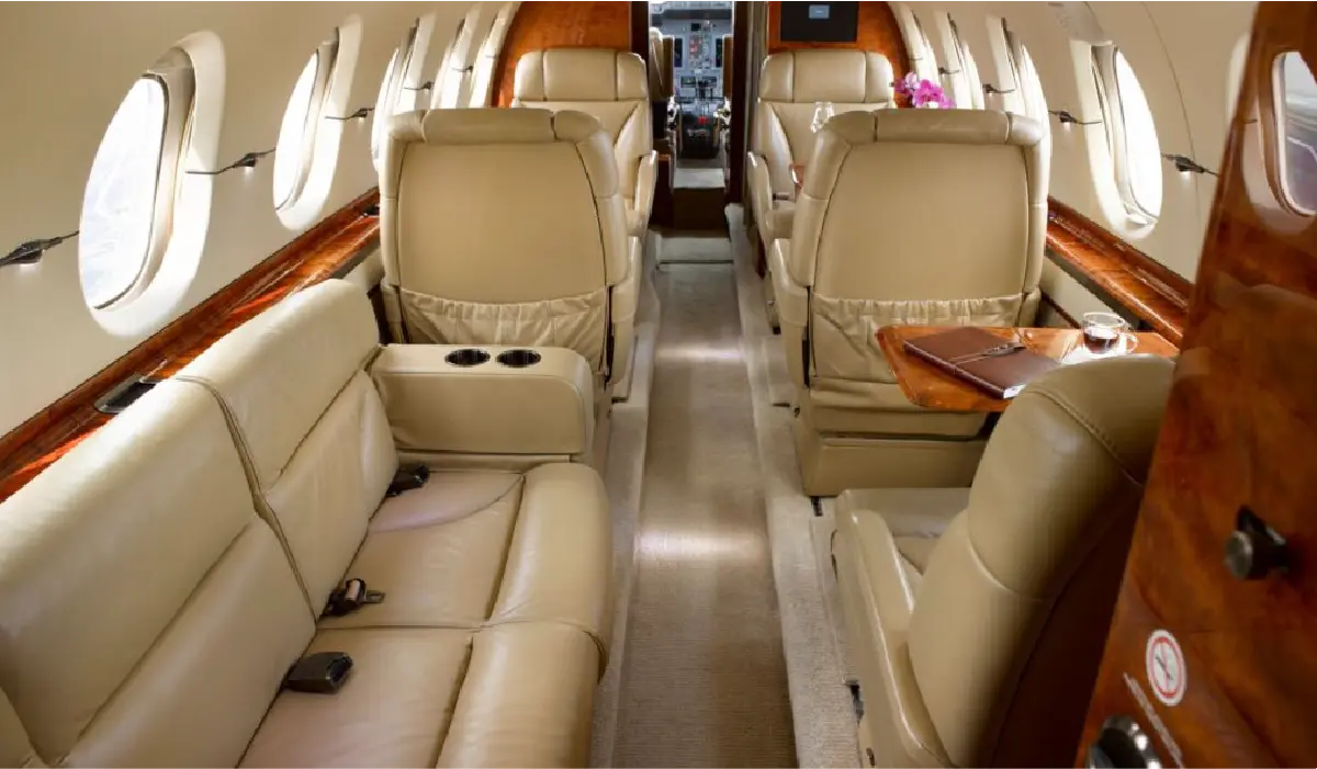Beechcraft - Hawker 900XP - Private Jet Rentals Near me - Used Private Jets Near me - Exclusive Concierge Club.webp